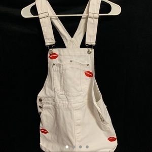 White overalls with kisses